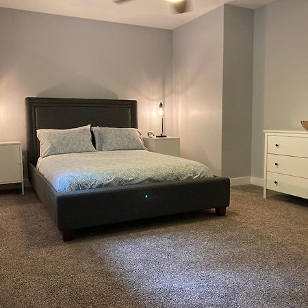 Stoneshire Guesthouse Клиъруотър Екстериор снимка
