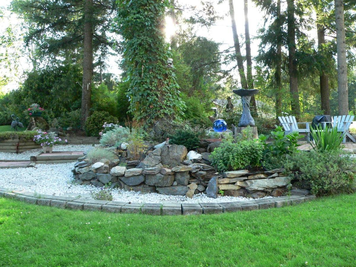 Stoneshire Guesthouse Клиъруотър Екстериор снимка